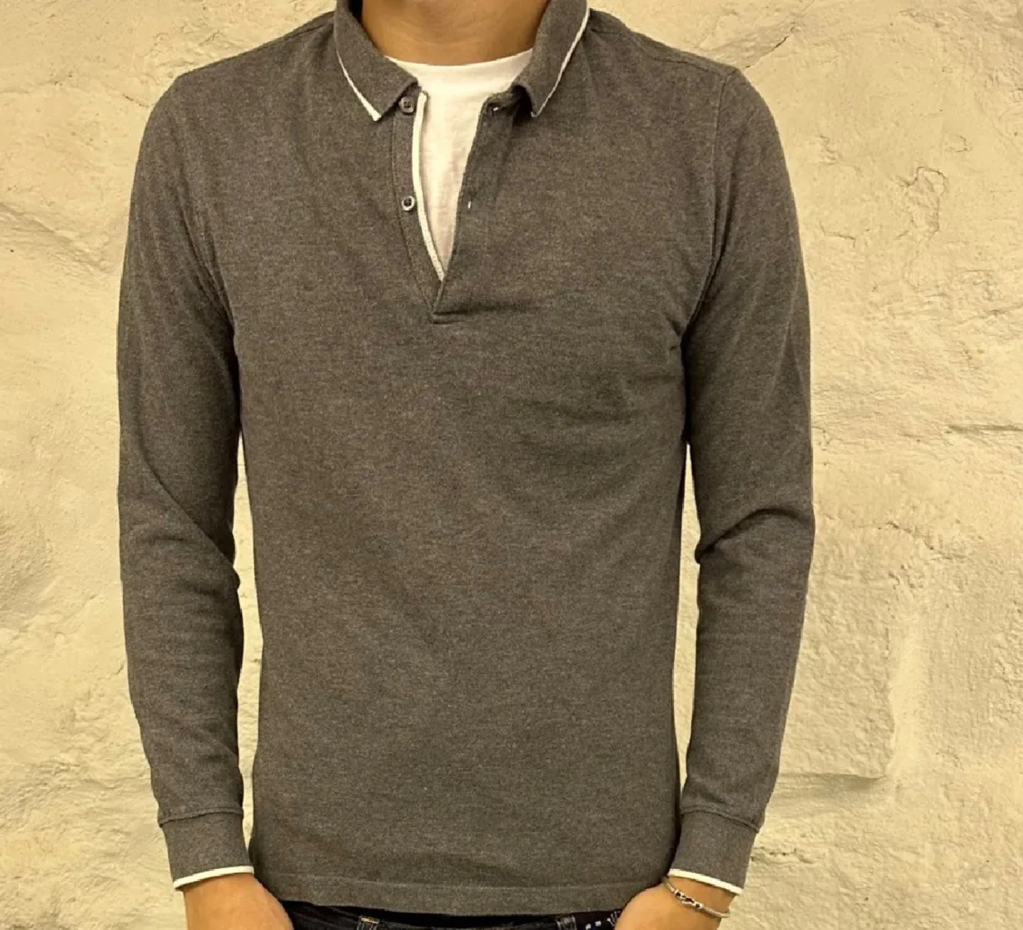 Grå pikétröja från Massimo dutti