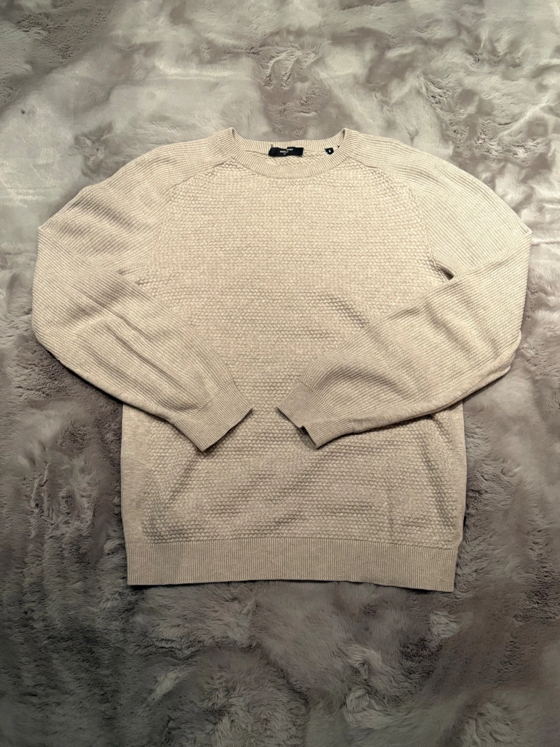 Grå stickad Jack and Jones tröja