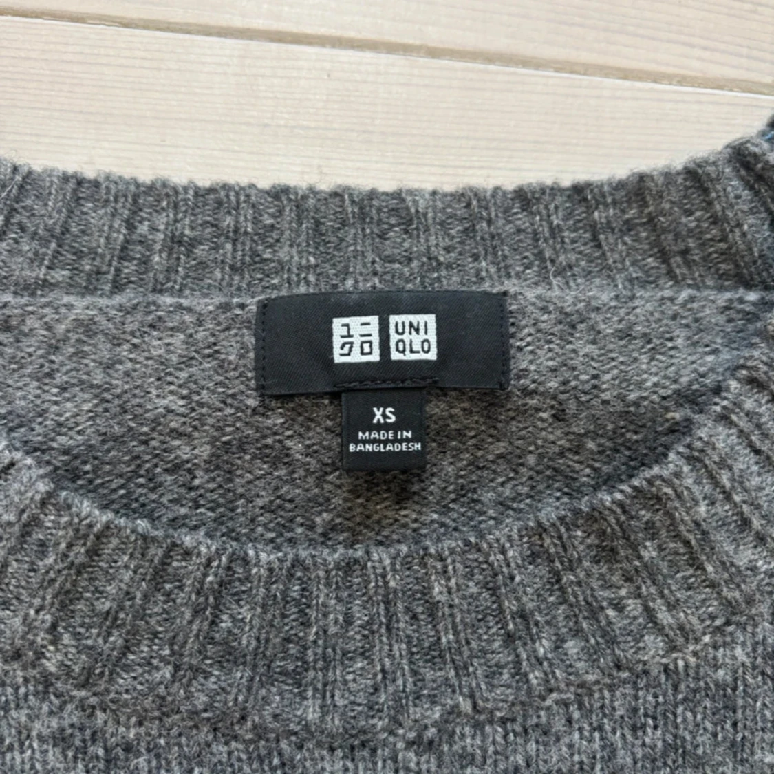 Grå Uniqlo tröja  - 2