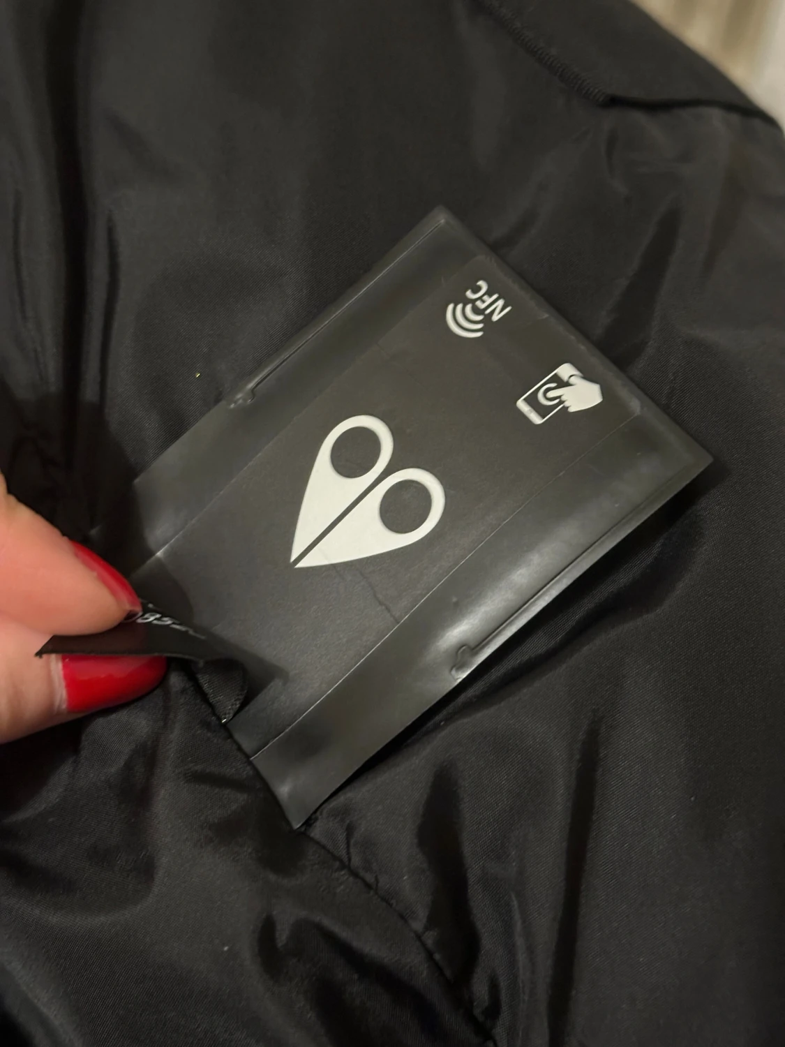 Svart dunjacka från Moose Knuckles - 6