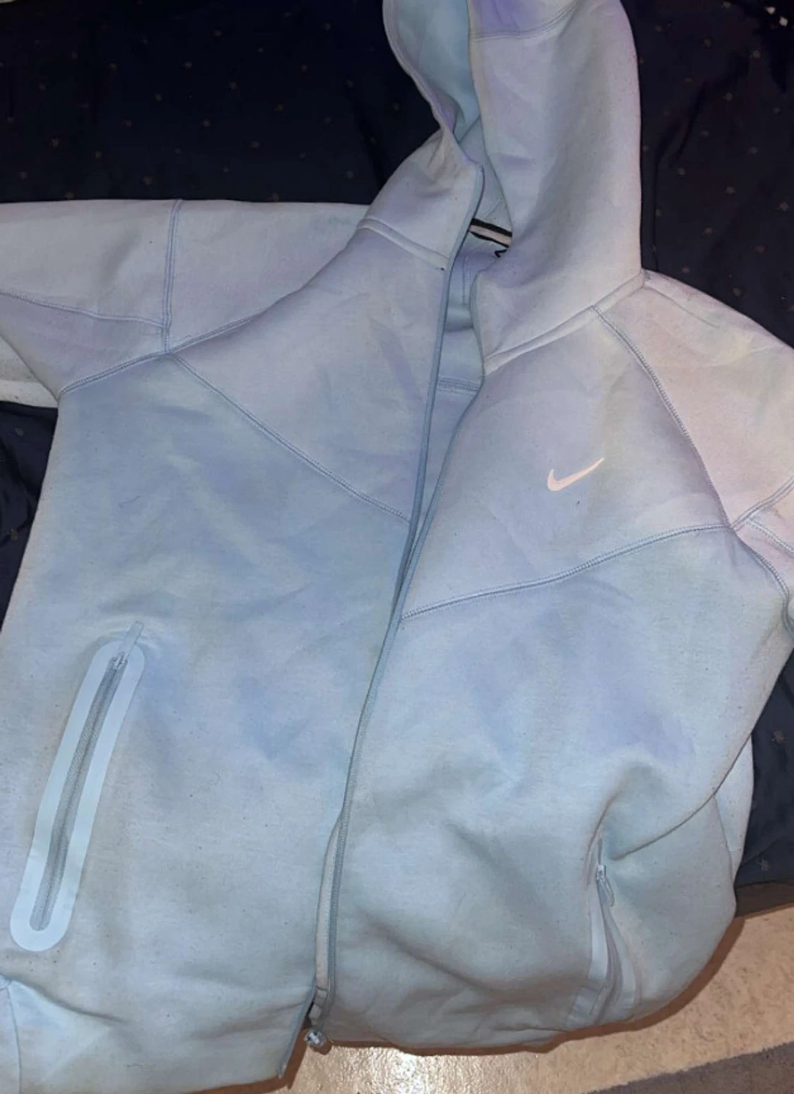 Ljusblå hoodie från Nike