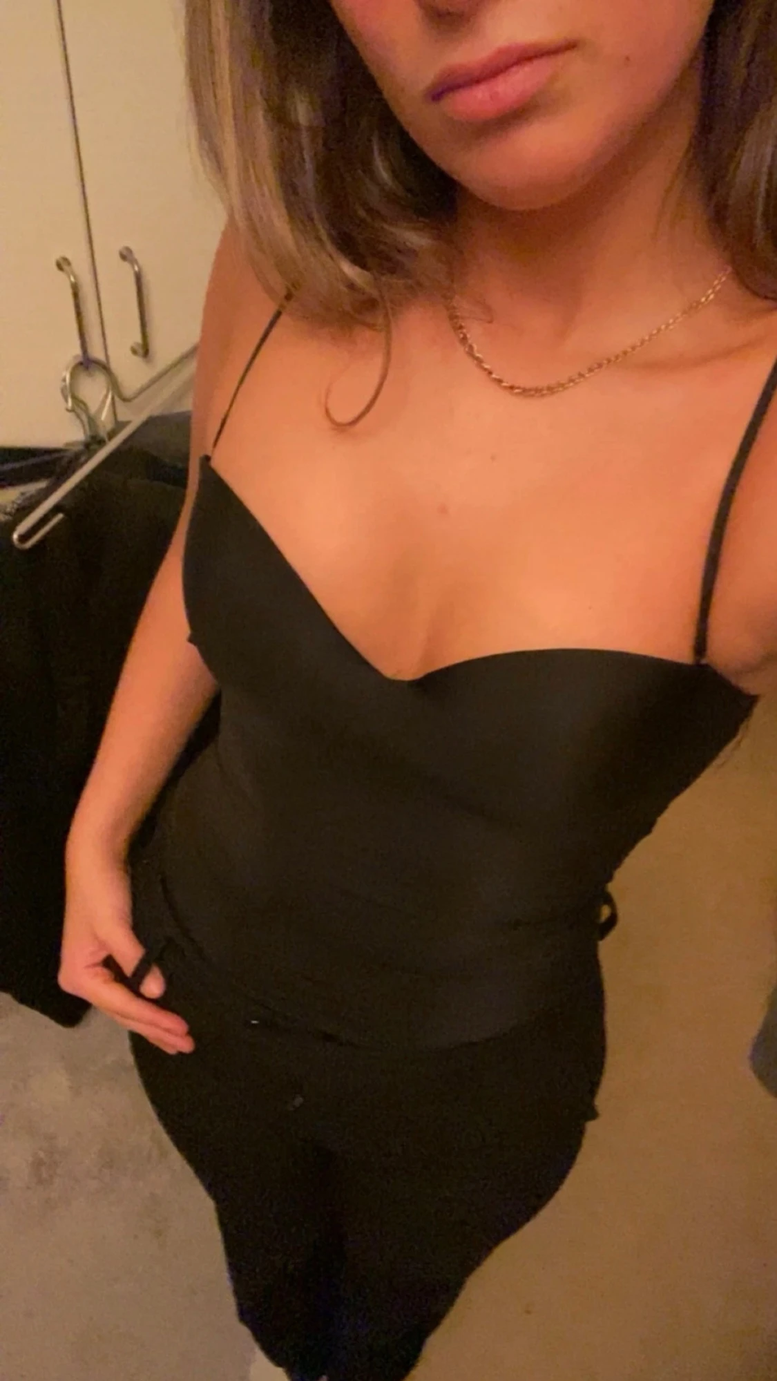 Body H&M storlek 75A  - 1