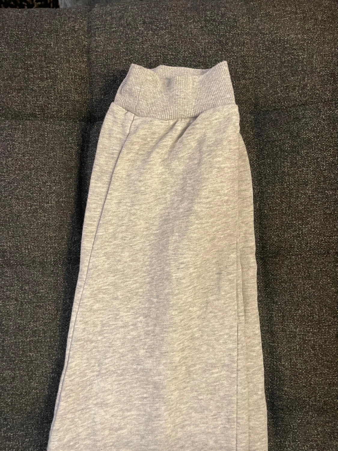 Grå mjukisbyxor - 2