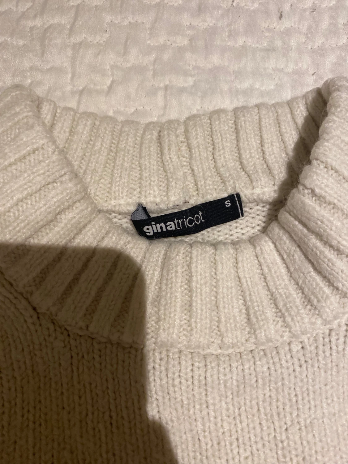 Vit stickad tröja från Gina Tricot - 2