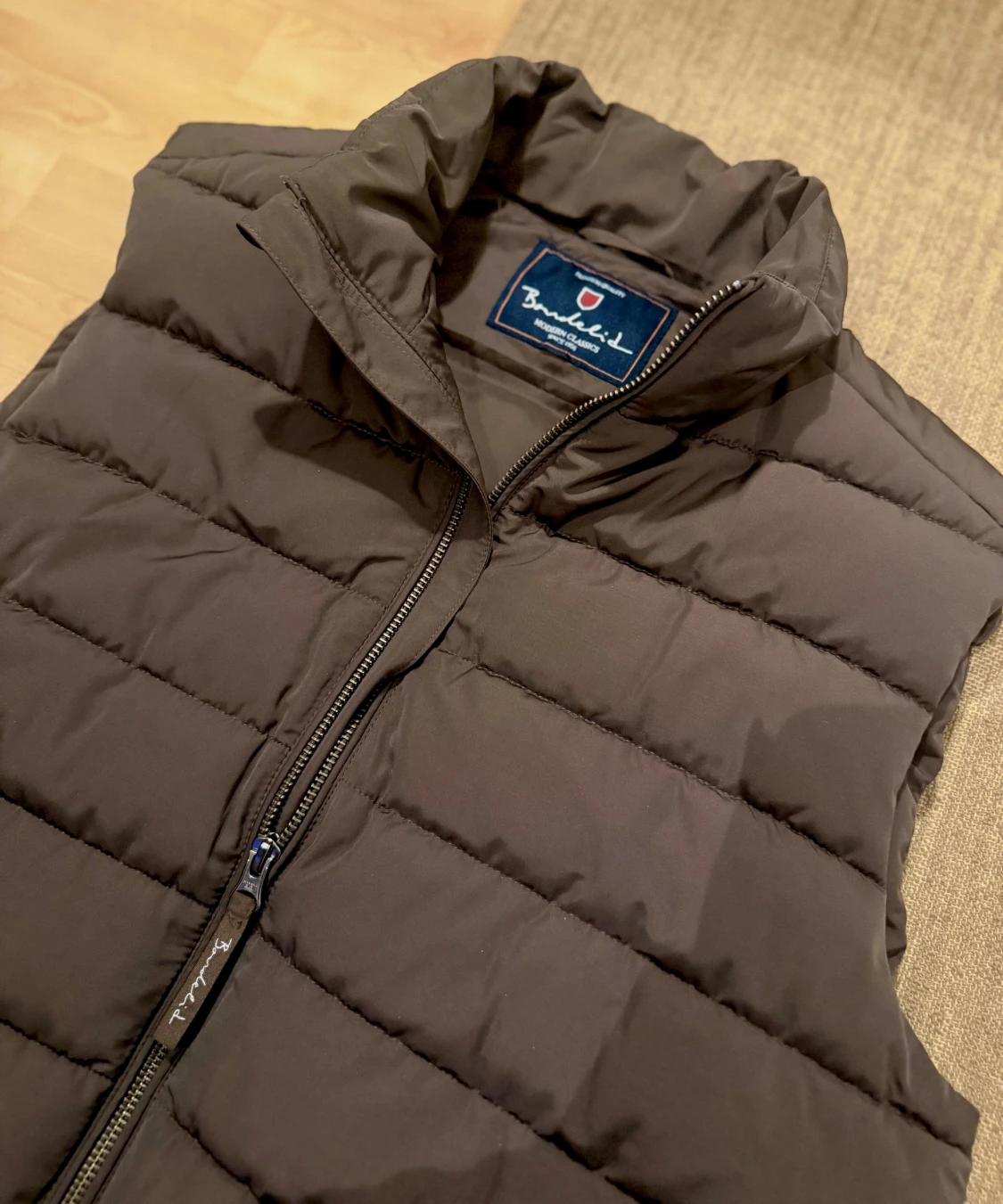 Brun dunväst från Bondelid, herr-modell strl S/M - 1