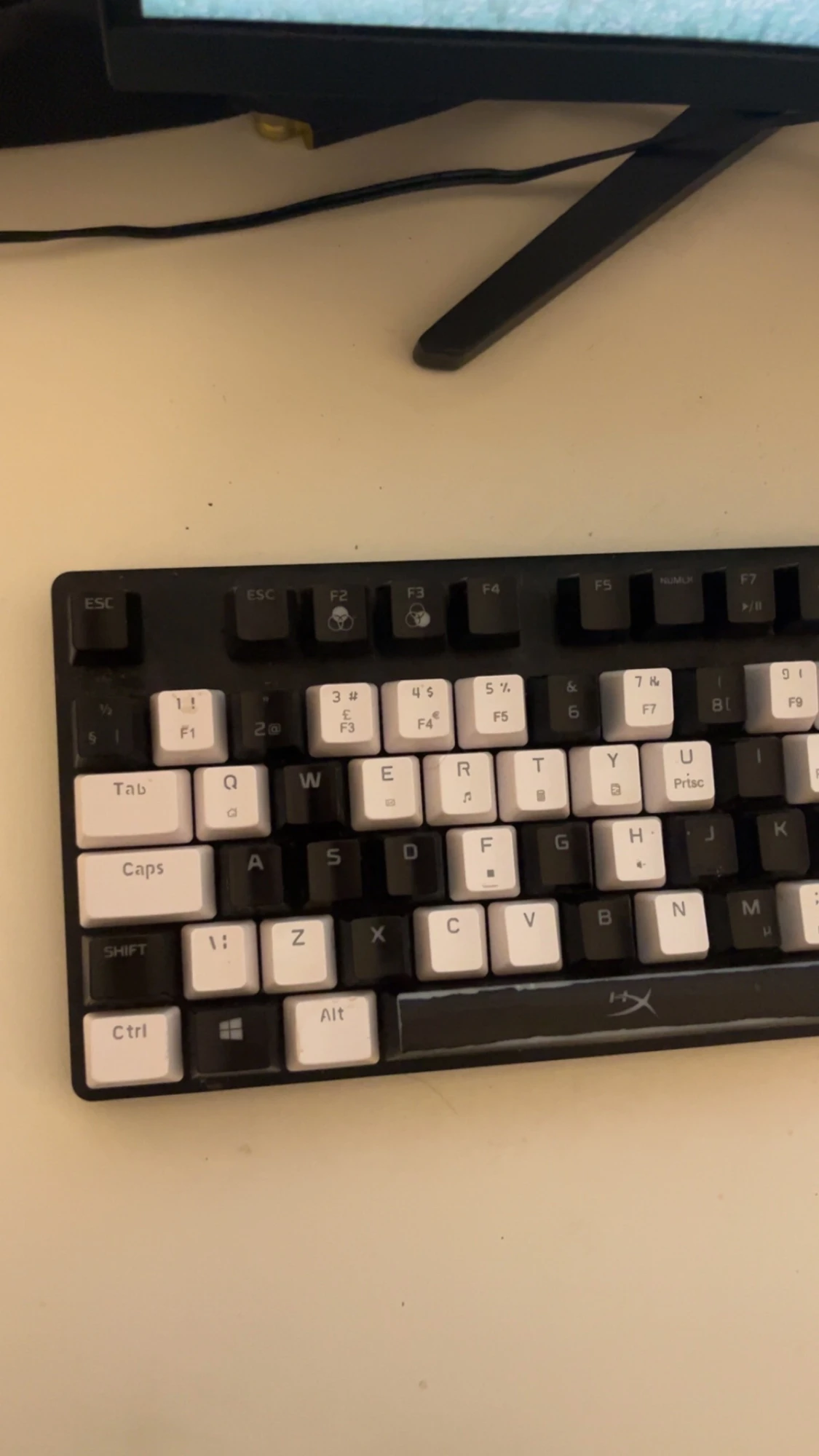 HyperX mekaniskt tangentbord + Razer gamingmus+ musmatta - 1