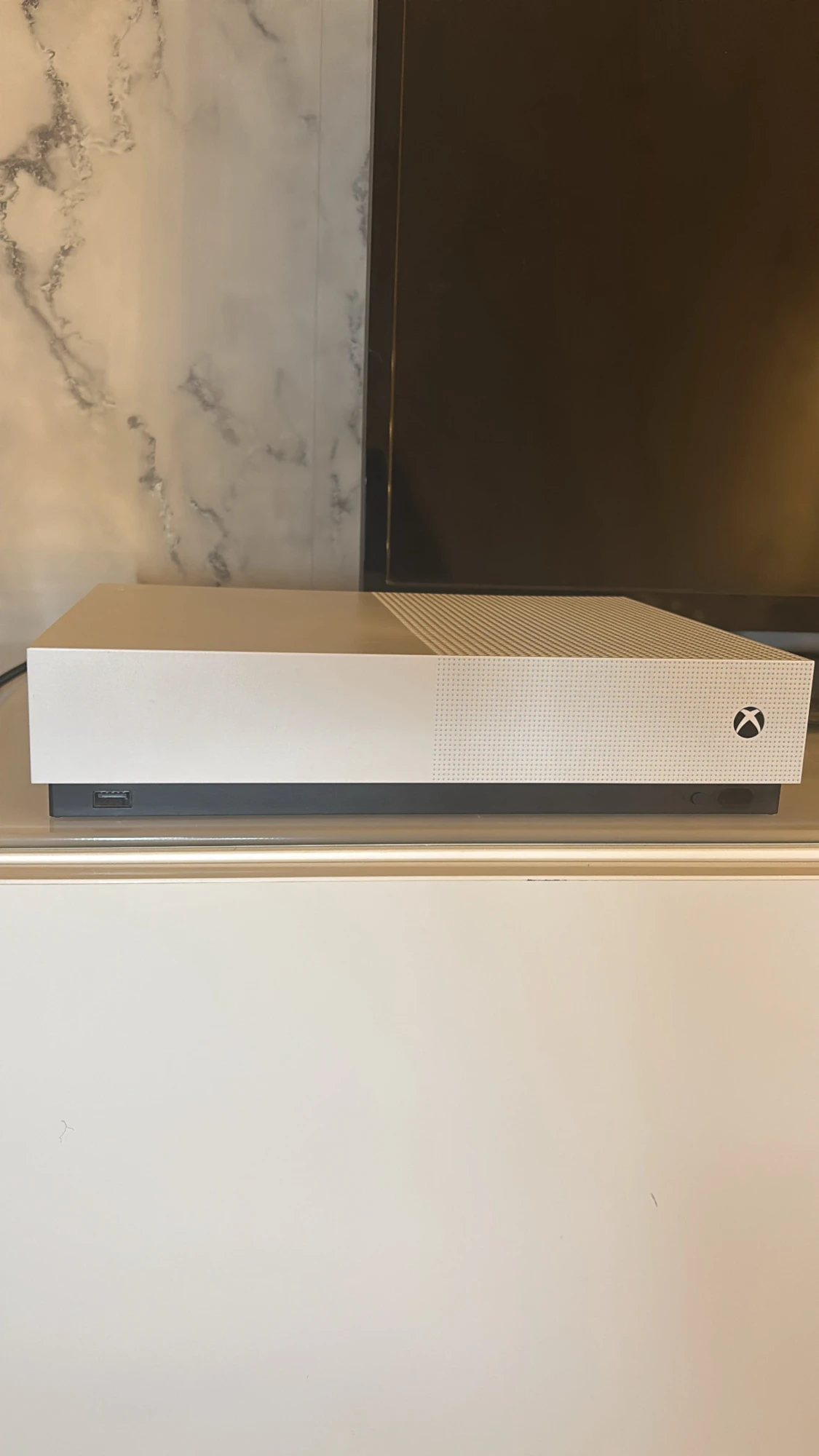 Xbox One S All Digital Edition