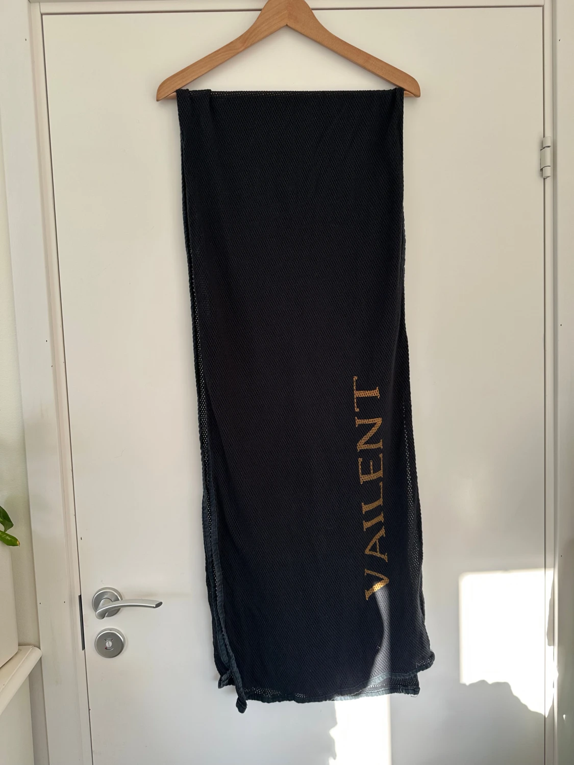 Svart halsduk från Vaillent - 3