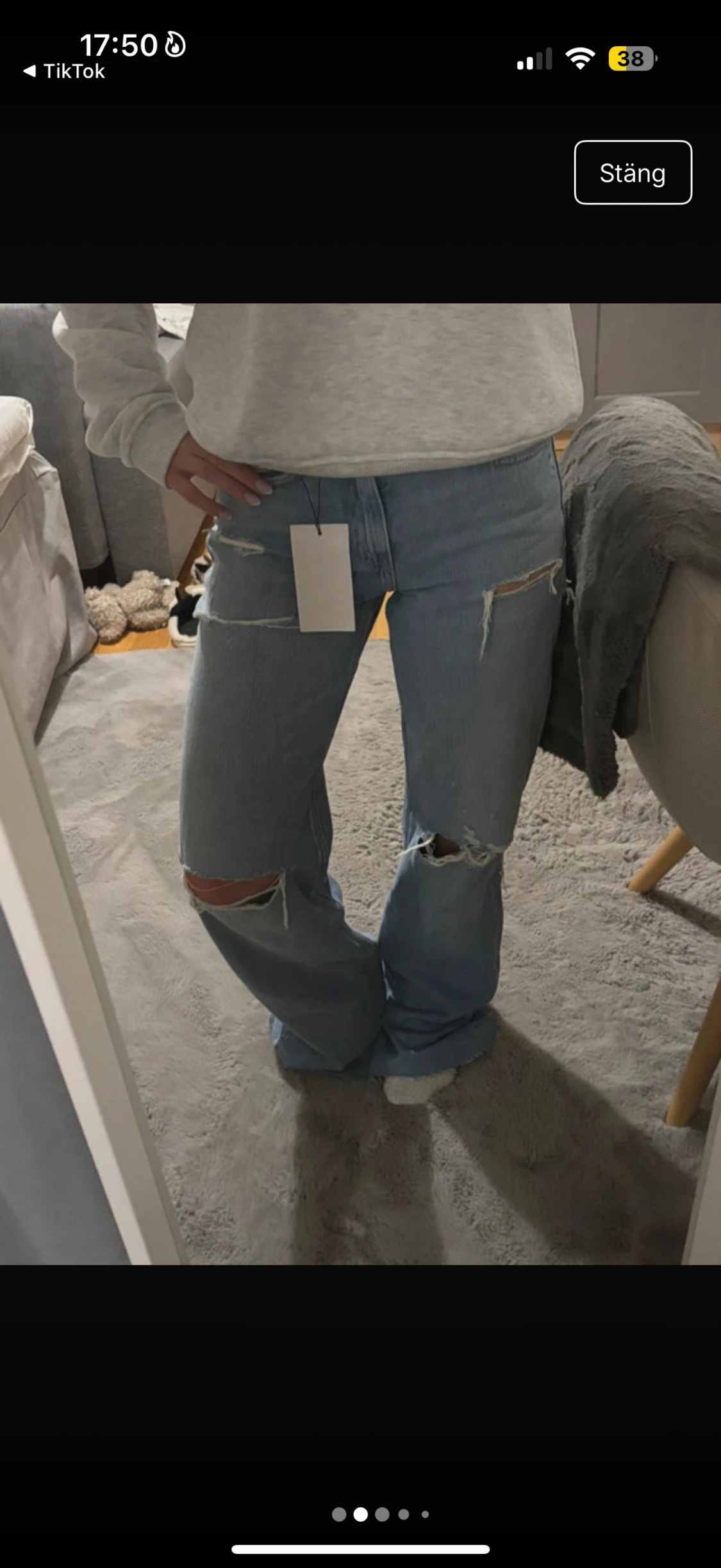 Blå ripped wide jeans från Zara