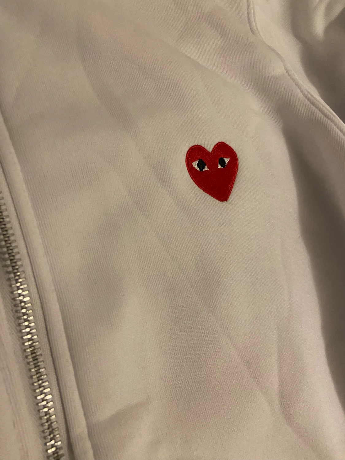 Vit hoodie från Comme des Garçons Play - 2