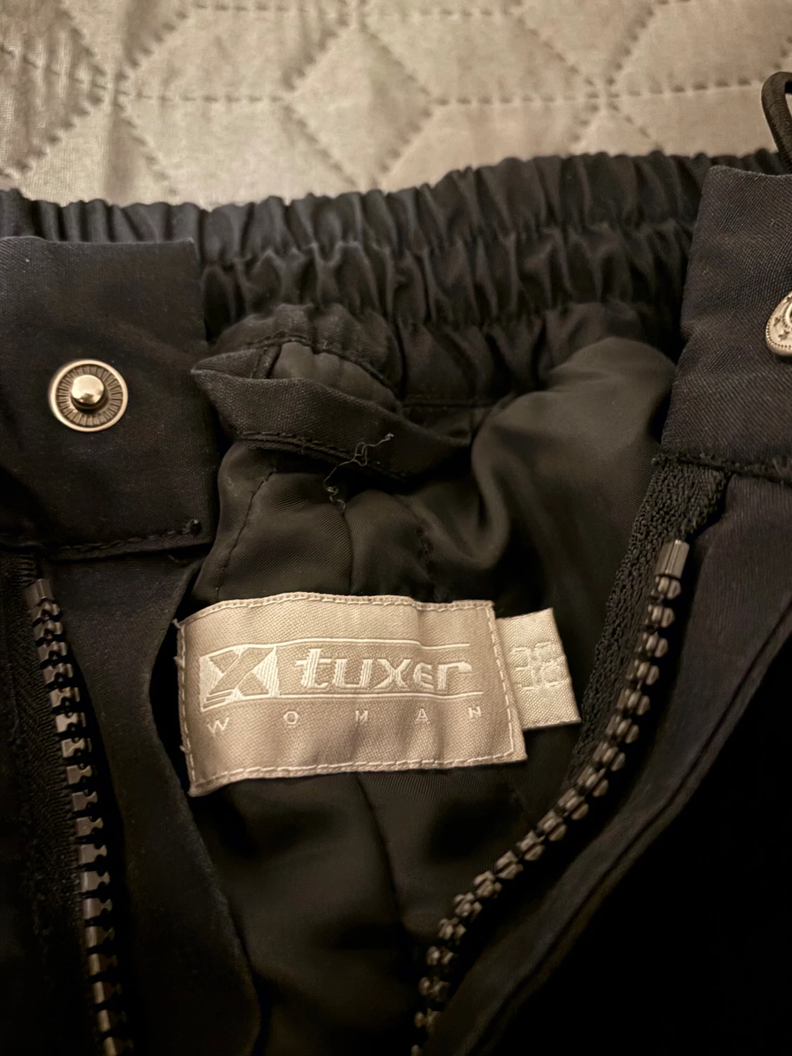 Svarta täckbyxor från Tuxer Woman - 2