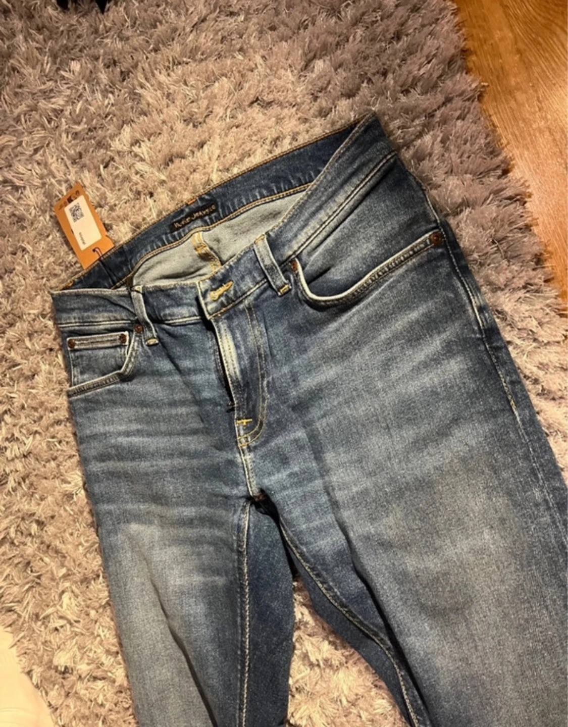 Blåa Nudie Jeans  - 1