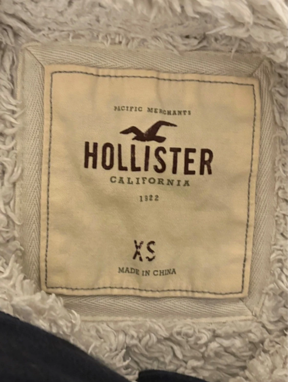 Mörkblå teddyjacka från Hollister XS - 2