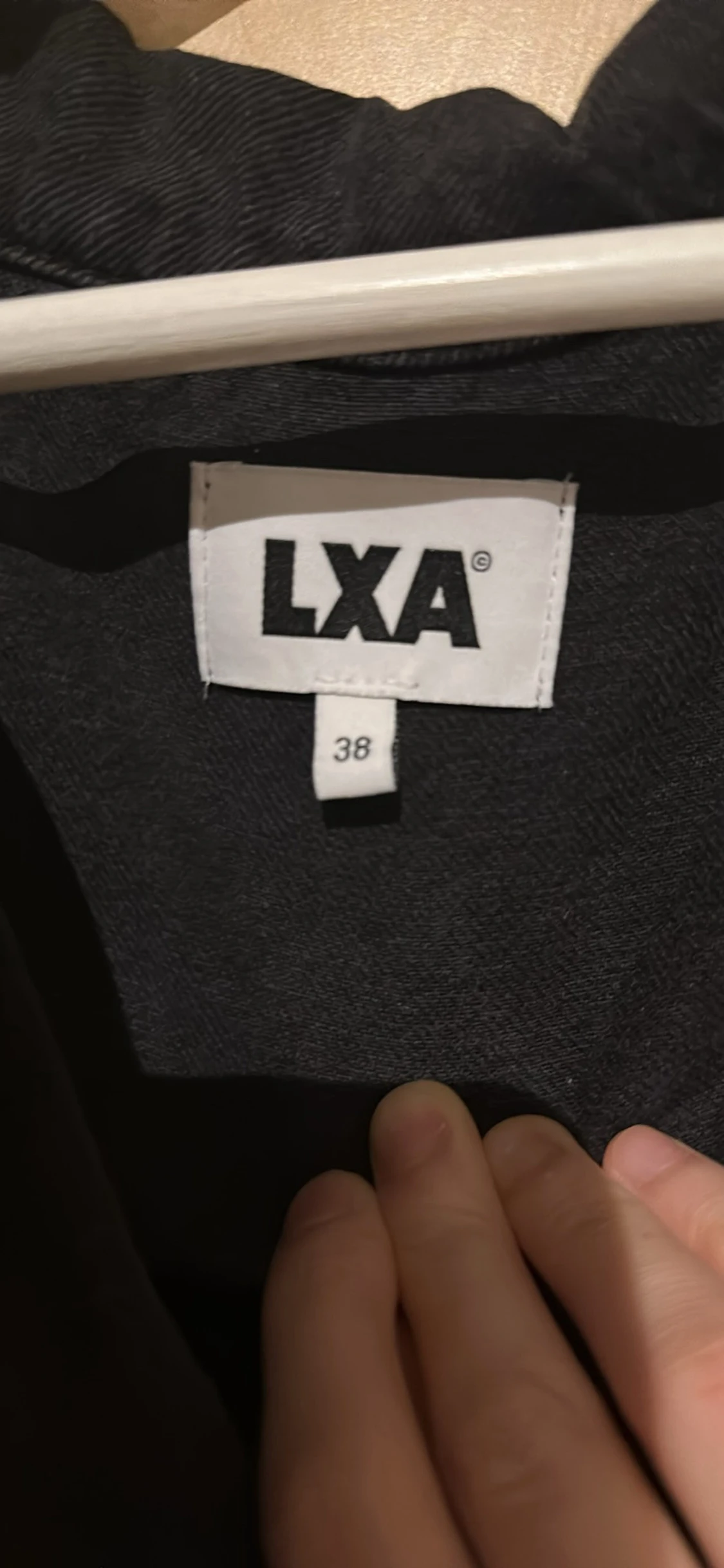 Svart croppad jeansjacka från LXA - 1