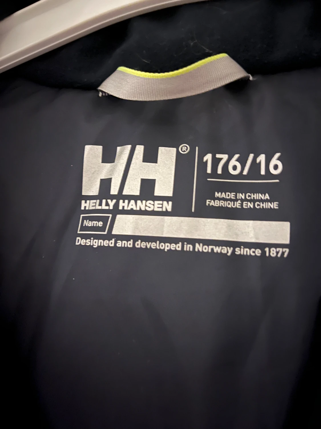 Blå skidjacka från Helly Hansen strl 176 - 2
