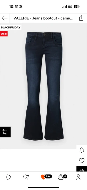 Mörkblå bootcut ltb jeans  - Snygga mörkblå ltb jeans i modell valerie!! Så extremt snygga bootcut jeans  i stl 24x36!🩷🩷