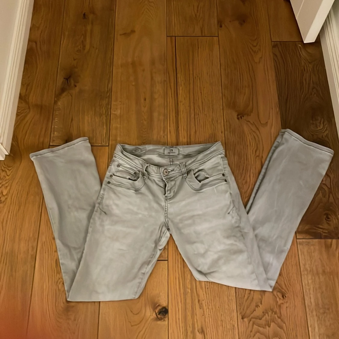Grå bootcut jeans från LTB - 2