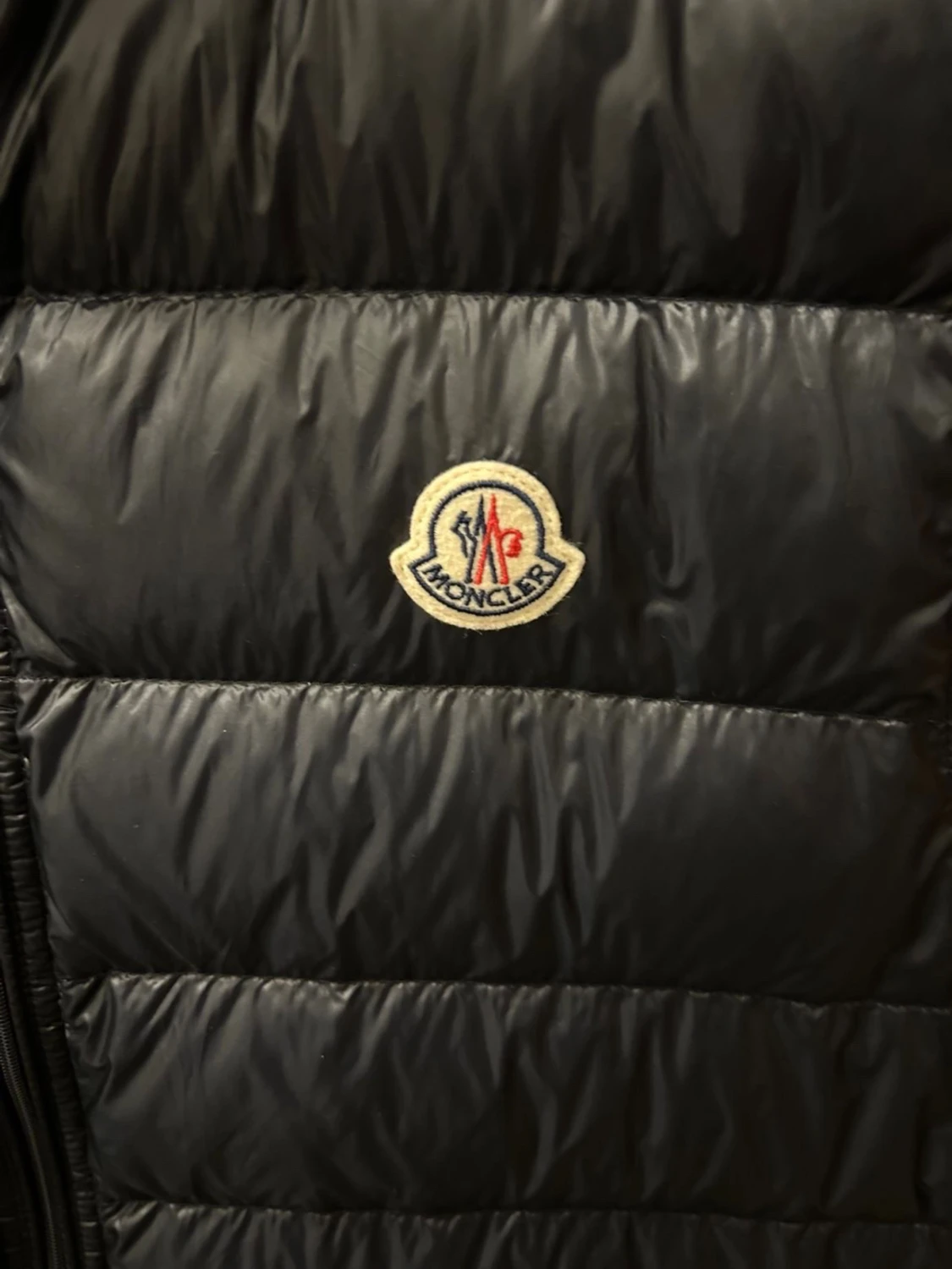 Svart dunväst från Moncler - 1