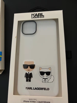 Karl Lagerfeld skal till IPhone 14 Max - Oanvänt och ligger kvar i orginalförpackning. 