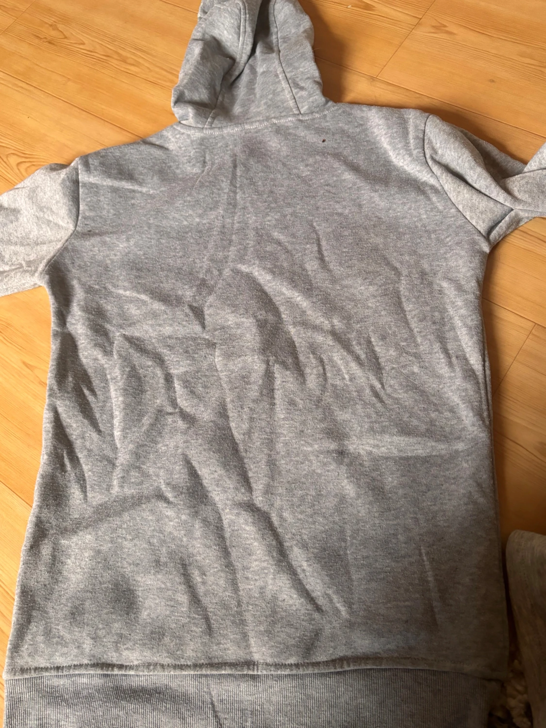 Grå Vampire Diaries hoodie XS - 2