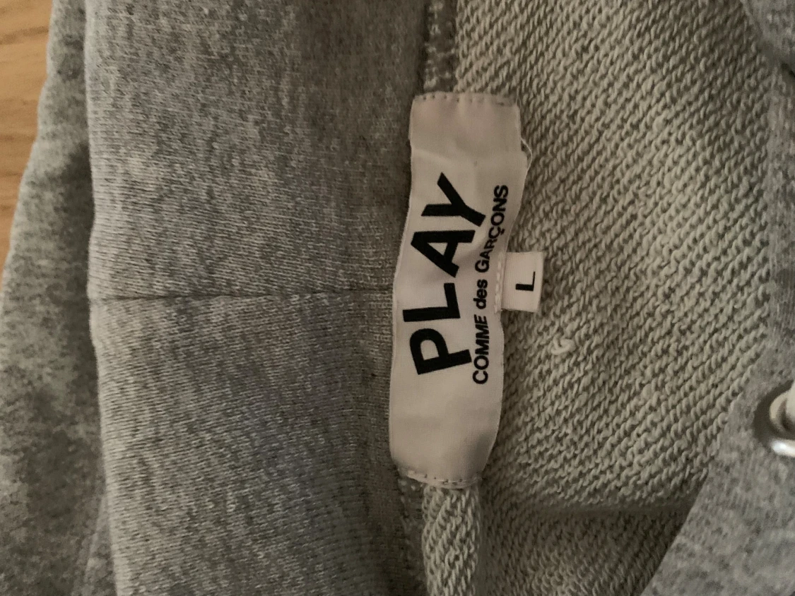 Grå hoodie Comme des Garçons Play - 3