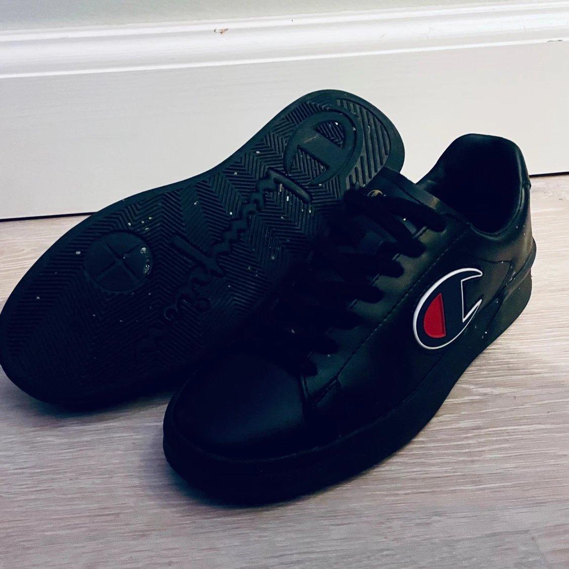 Svarta sneakers från Champion - 2