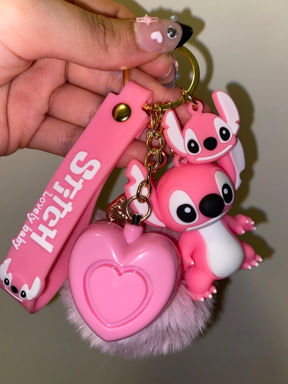 Rosa stitch nyckelring med alarm