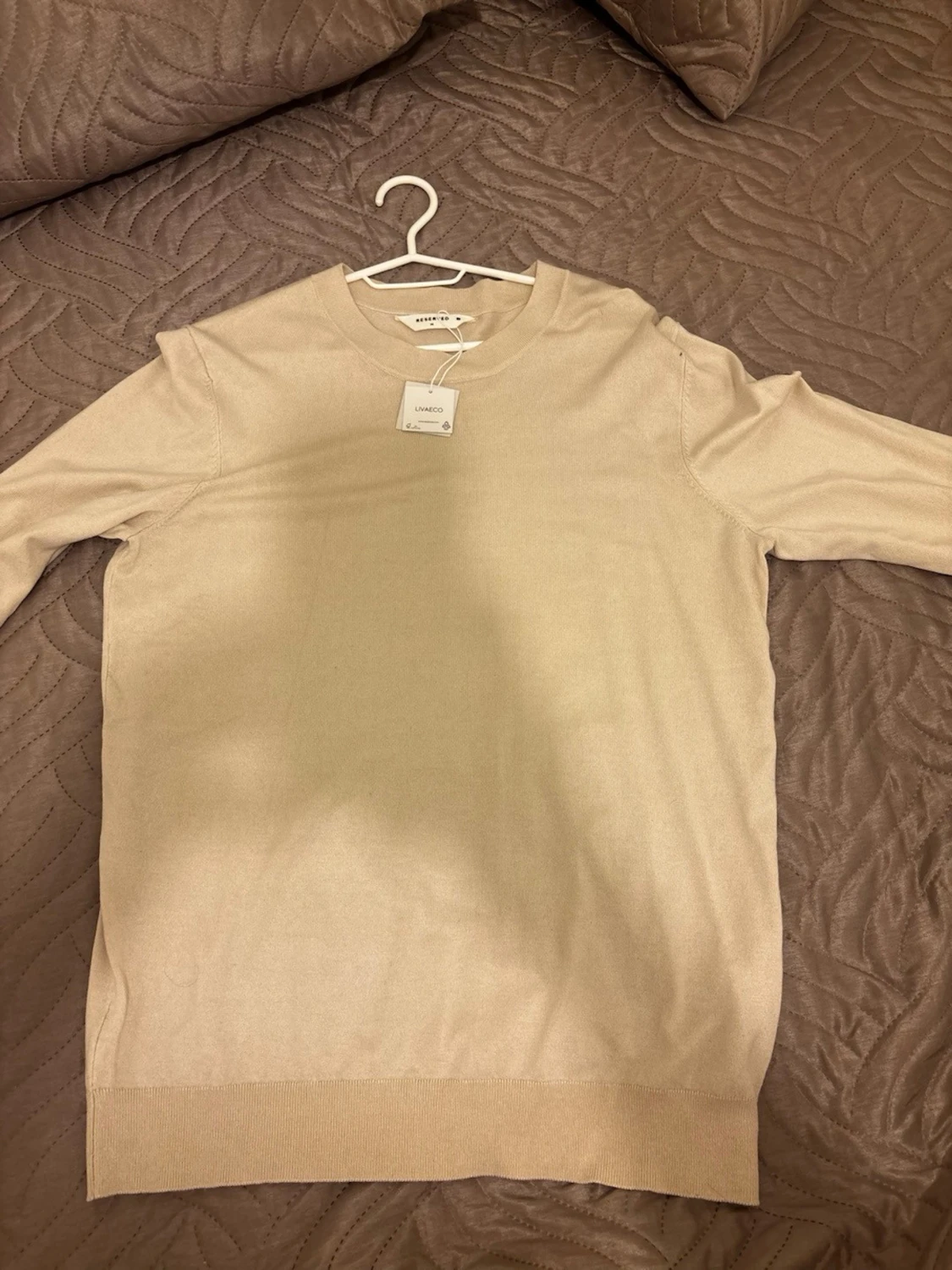 Beige tröja från Reserved