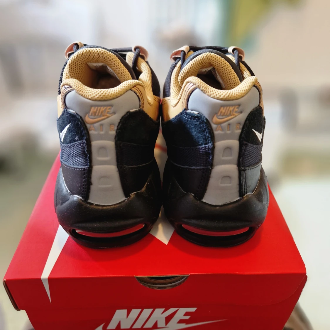 Oanvända Nike Air Max 95 EU45 - 3