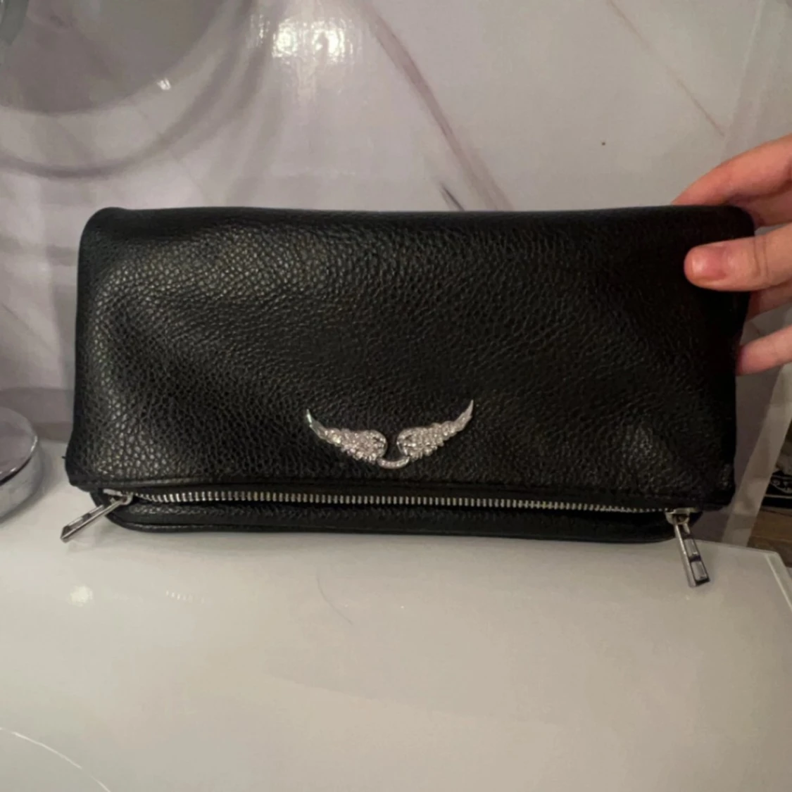 Snygg väska med mycket utrymme