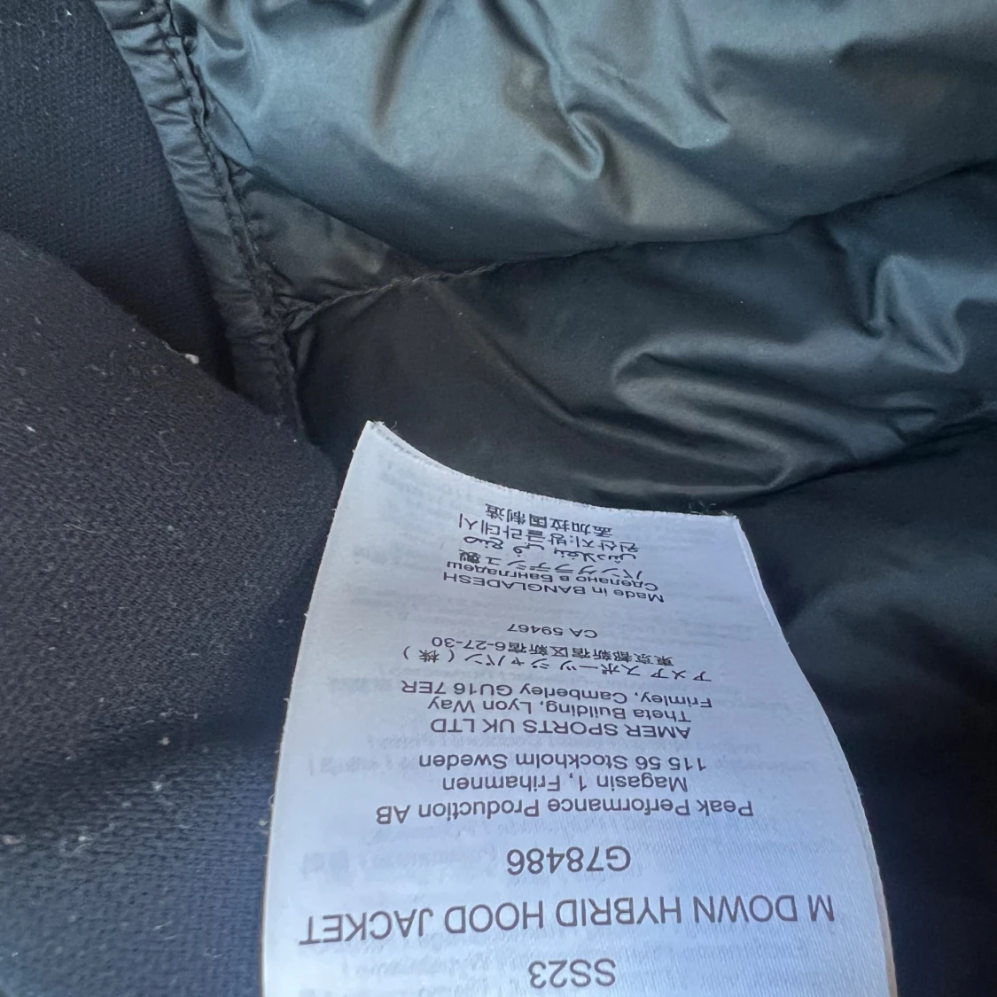 Svart pufferjacka Peak Performance M - 4