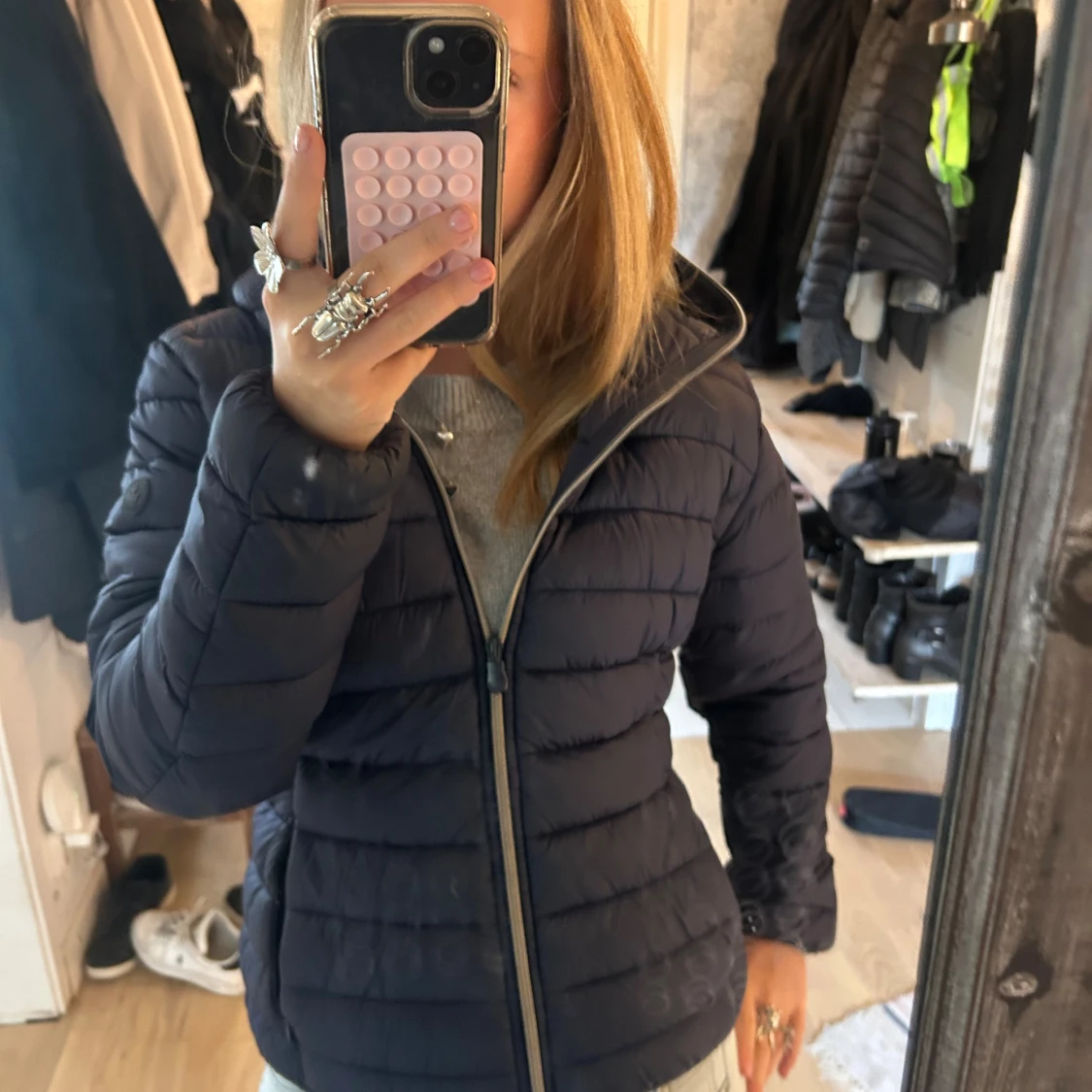 Mörkblå pufferjacka från Save The Duck - 1