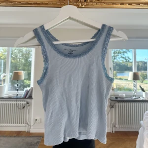 Brandy Melville linne - Gulligt linne från Brandy Melville! Onesize men passar XS/S🤍