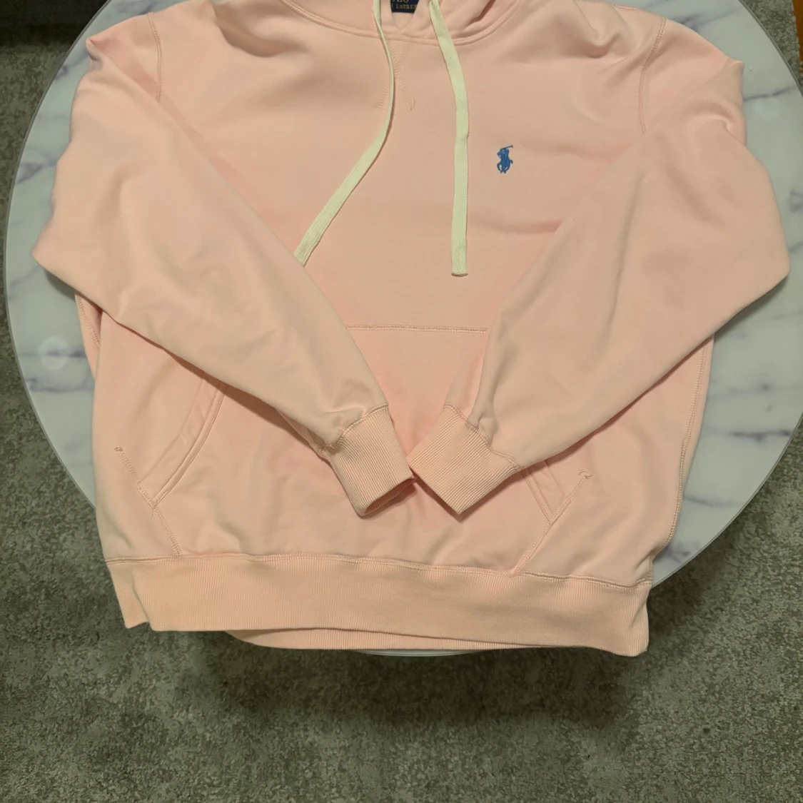 Ljusrosa hoodie från Polo Ralph Lauren