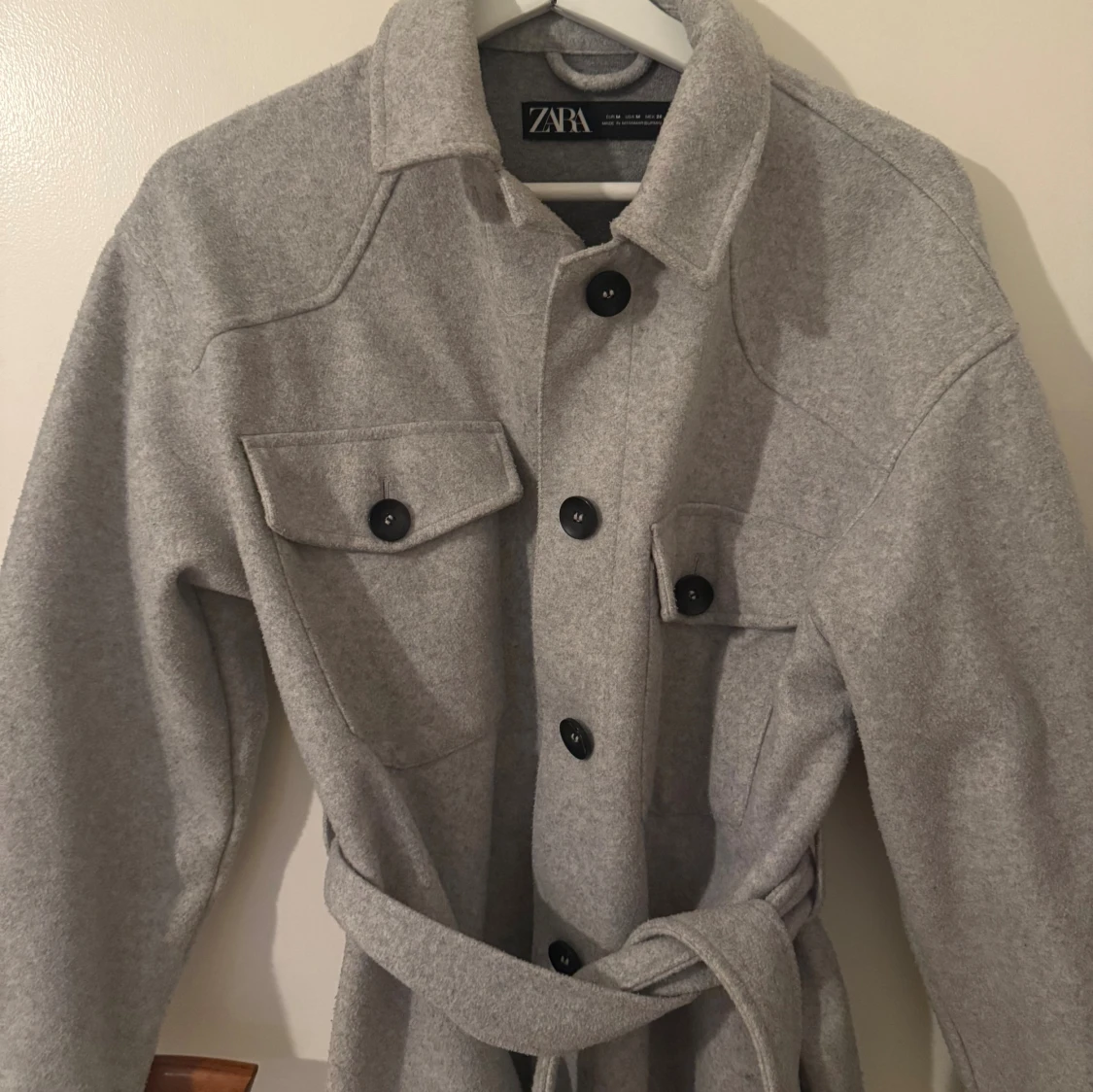 Grå kappa från Zara - 1