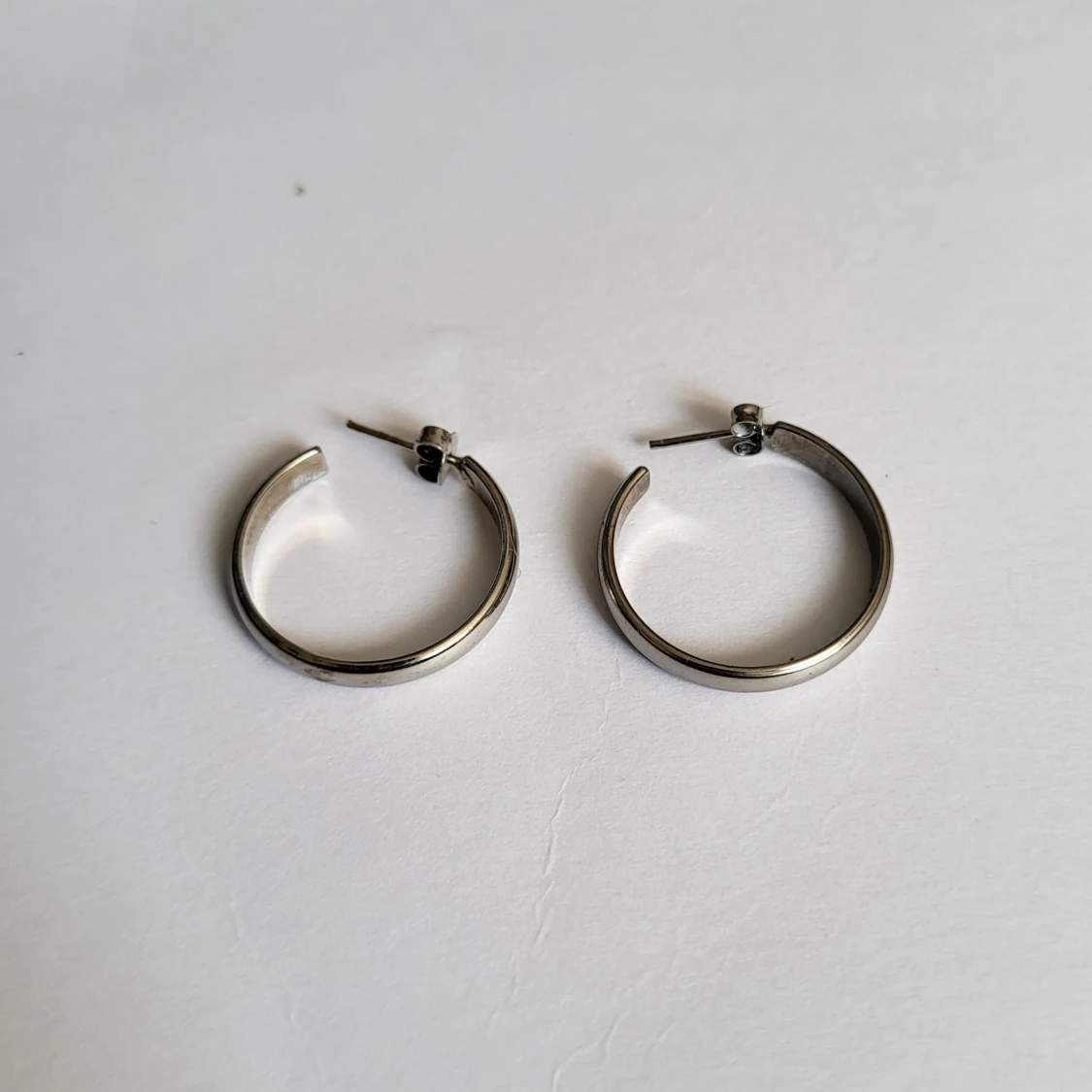 Vintage hoop earrings 
