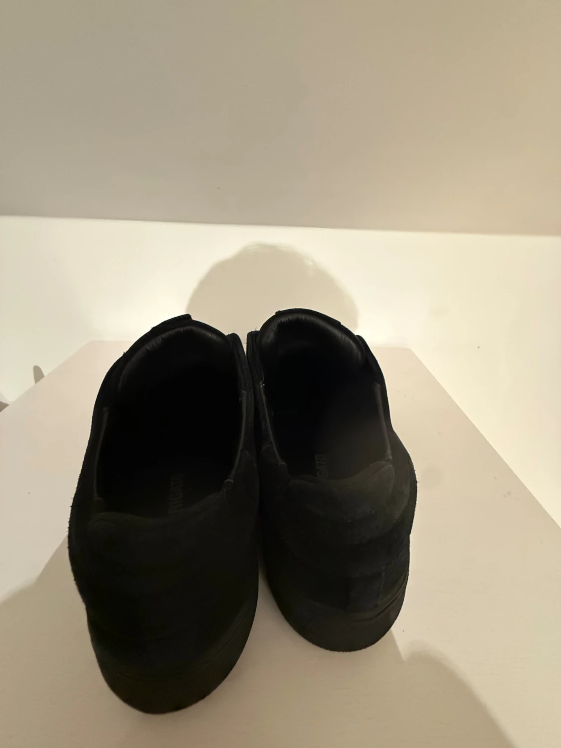 Svarta sneakers från Axel Arigato - 4