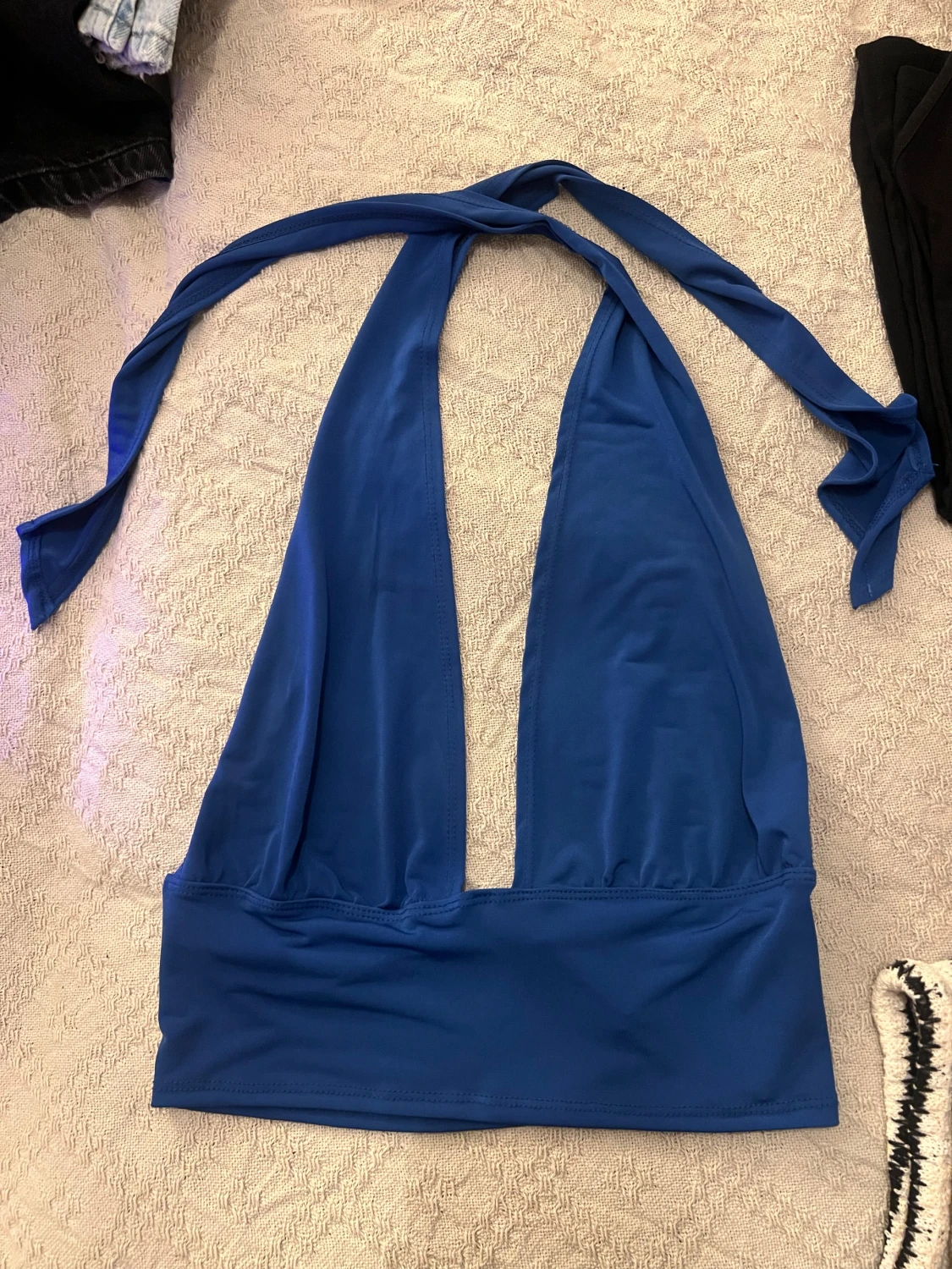 Blå omlott linnetopp från NLY One