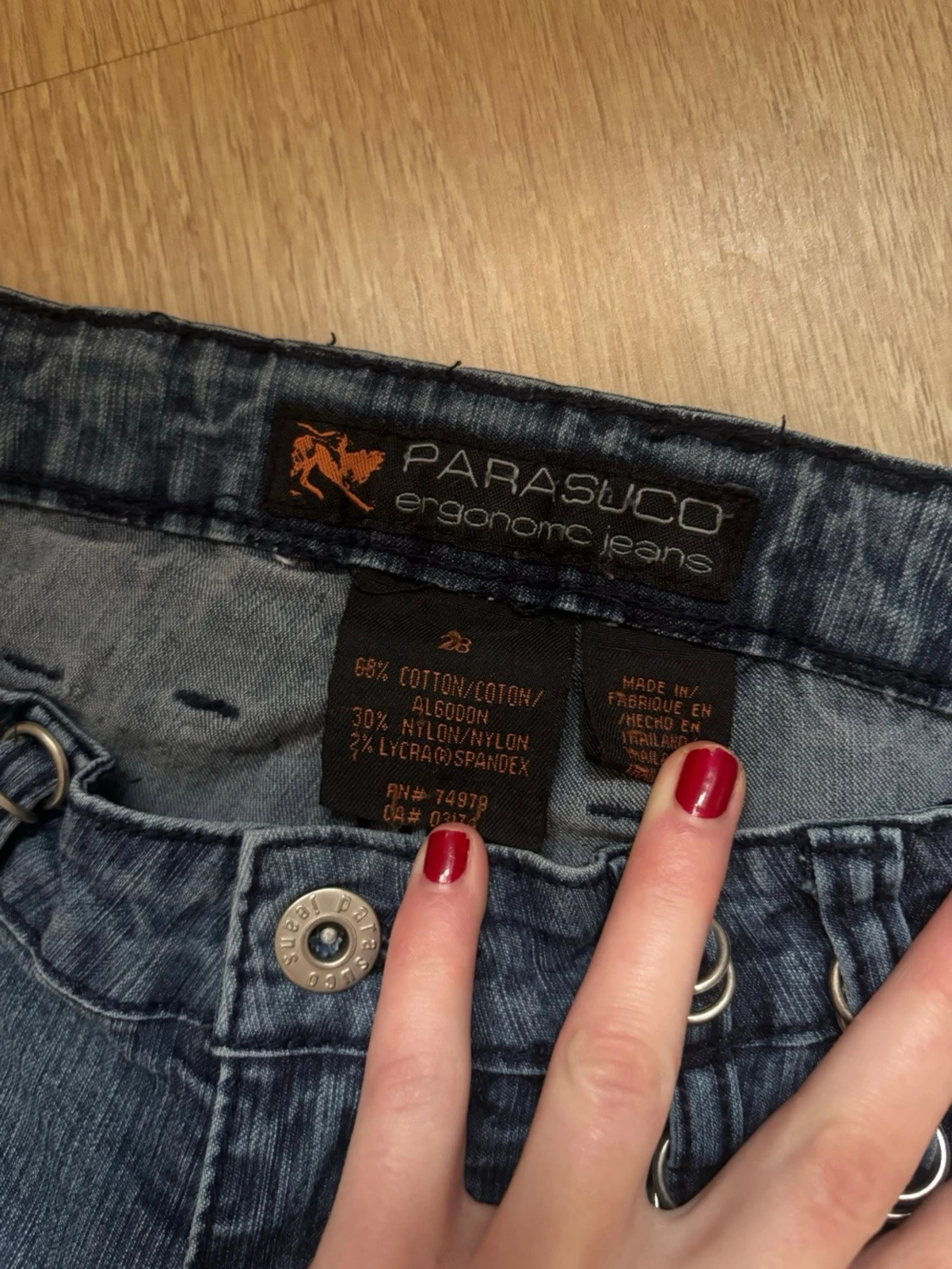 Coola lowwaist bootcut jeans med ringdetaljer - 3