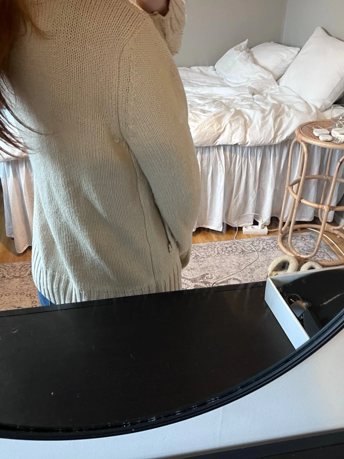 Beige stickad kofta med stora knappar - 4