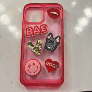 Rosa Mobilskal från dream land  - Fint Mobilskal från dream land iPhone 13 mini 🩷