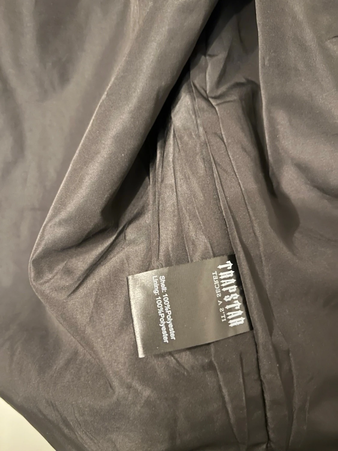 Svart vindjacka från Trapstar M - 3