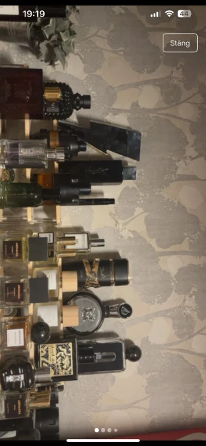 Säljer 1,3 och 5 ml samples på parfymer ur min kollektion  - Säljer samples på alla mina parfymer förutom Versace Eros flame och spicebomb extreme, har 1,3,5 ml samples men man kan köpa fler ml bara att varje sample innehåller 1ml, bara skriv vid frågor och priser 