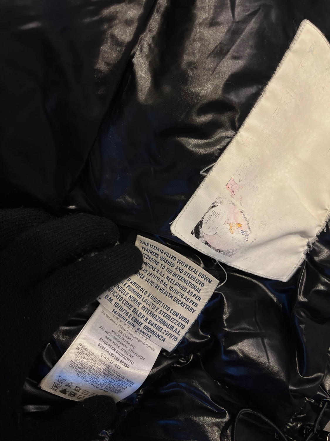 Svart Moncler pufferjacka M - 2