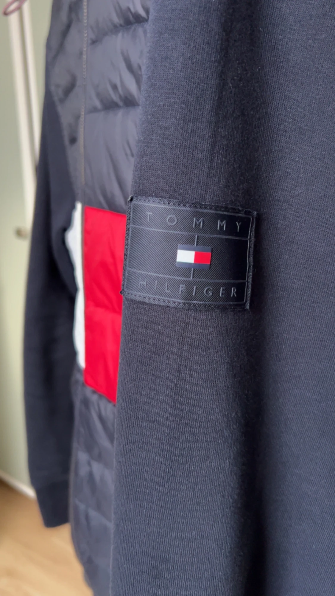 Tommy Hilfiger pufferjacka, cardigan med färgblock - 1