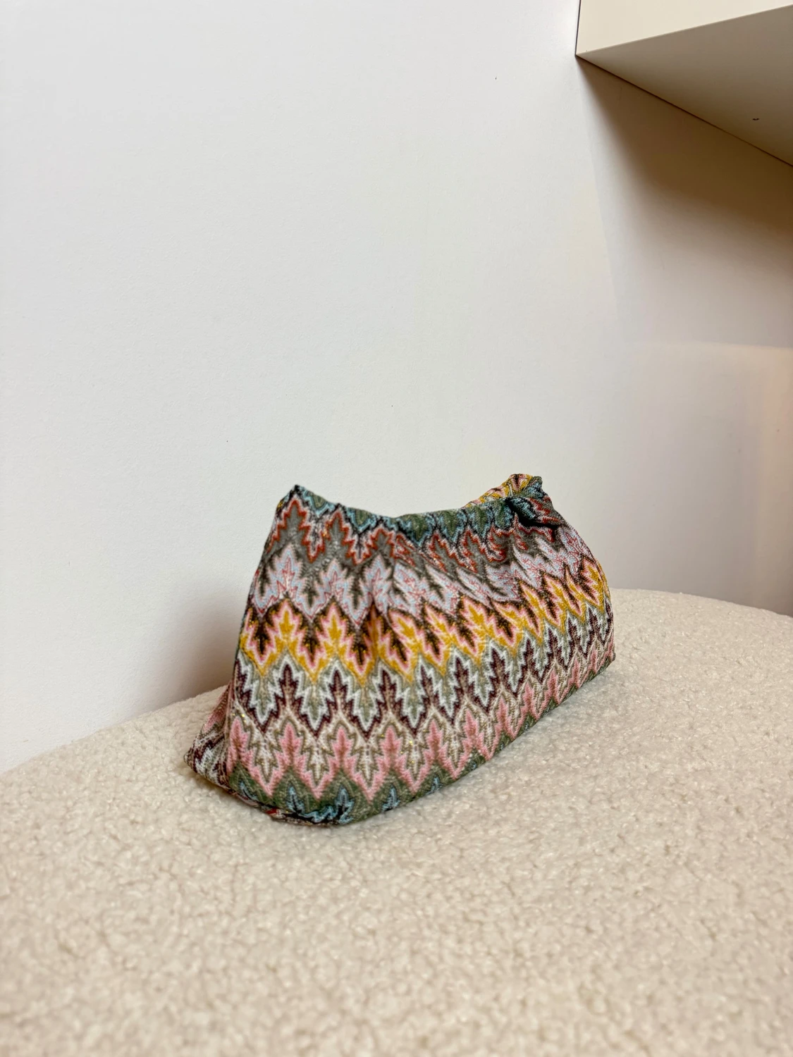 Zickzack Clutch Väska - 1