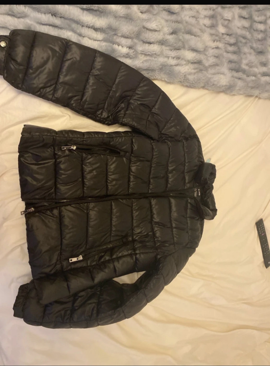 Svart pufferjacka med dragkedja - 3