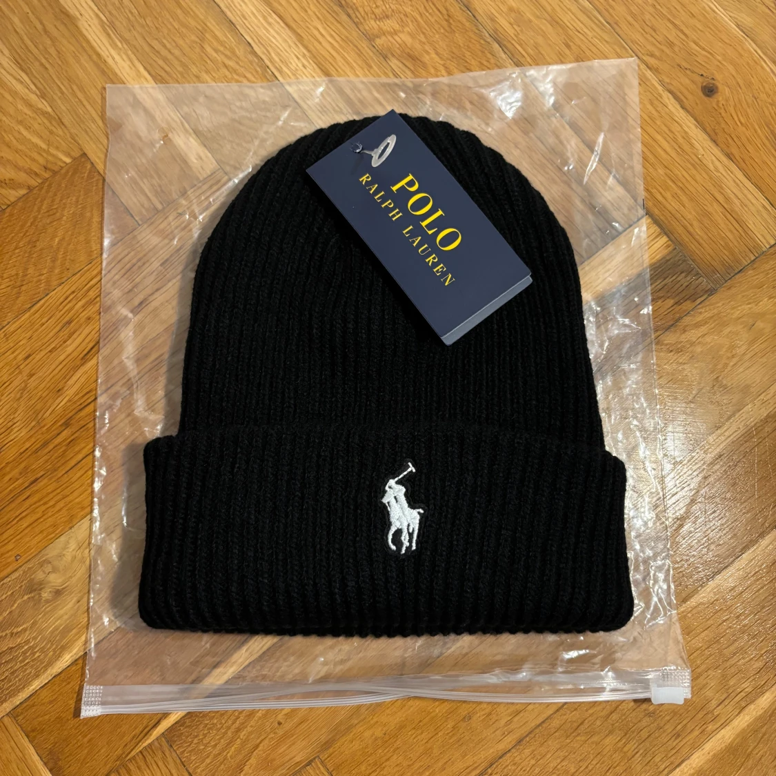 Svart ribbstickad mössa Polo Ralph Lauren