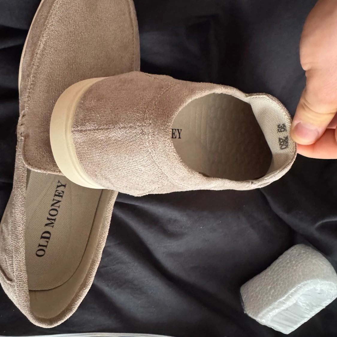 Beige mockaloafers från Old Money - 1