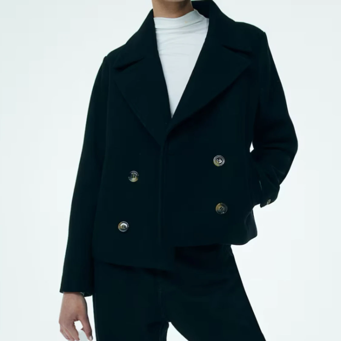 Svart skepparkavaj från Monki